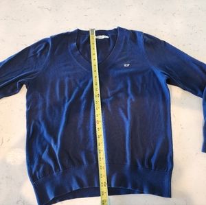 Vineyard Vines v-neck sweater